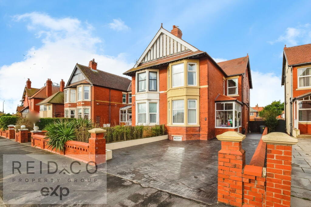 Main image of property: St. Leonards Road West, Lytham St. Annes, FY8 2PF