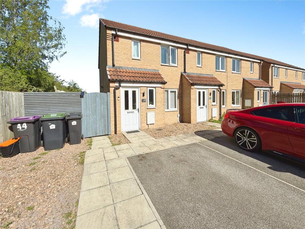 Main image of property: Cupola Close, North Hykeham, Lincoln, Lincolnshire, LN6