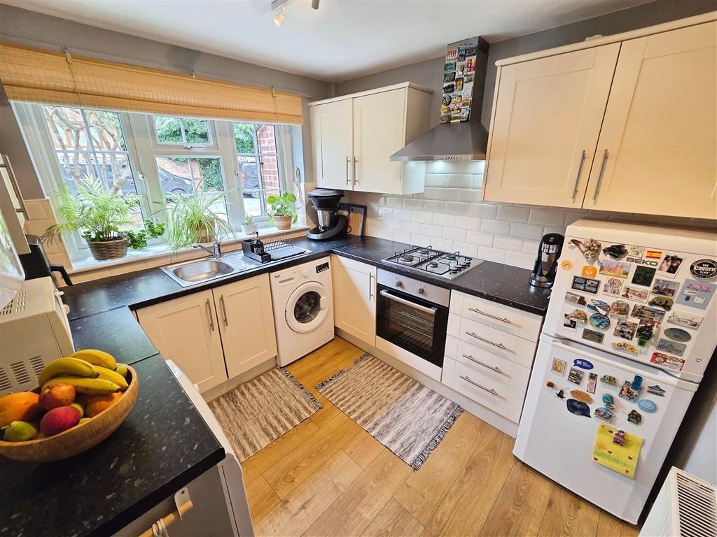Ebury Road, Carrington, Nottingham, NG5 1BB photo 4