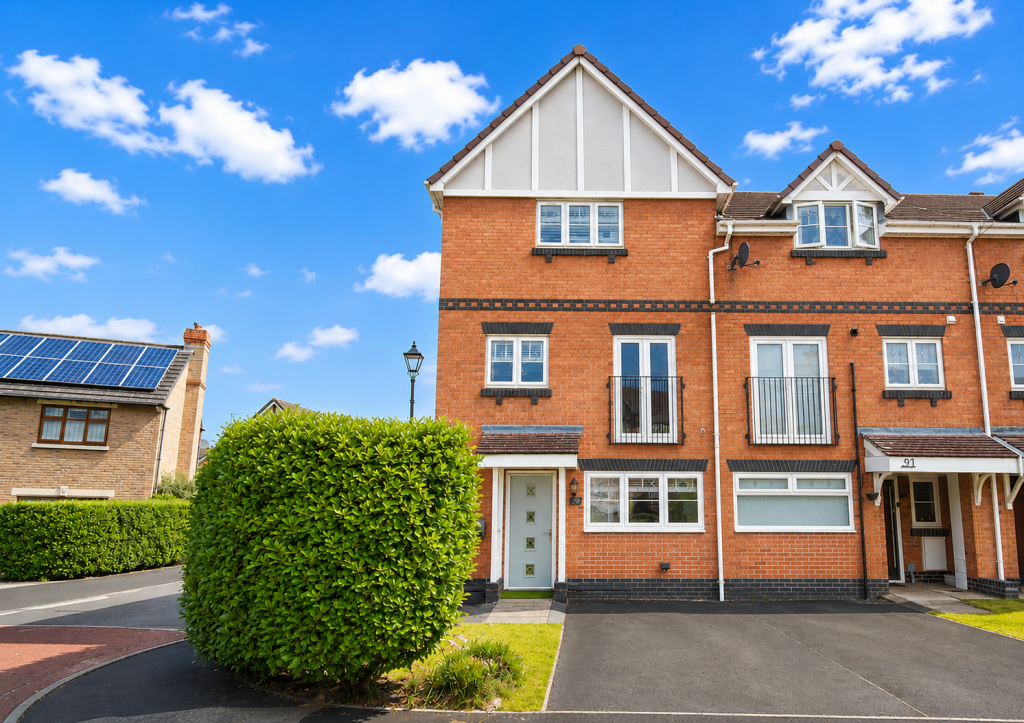 Main image of property: Upton Rocks Avenue, Widnes, WA8 9DA