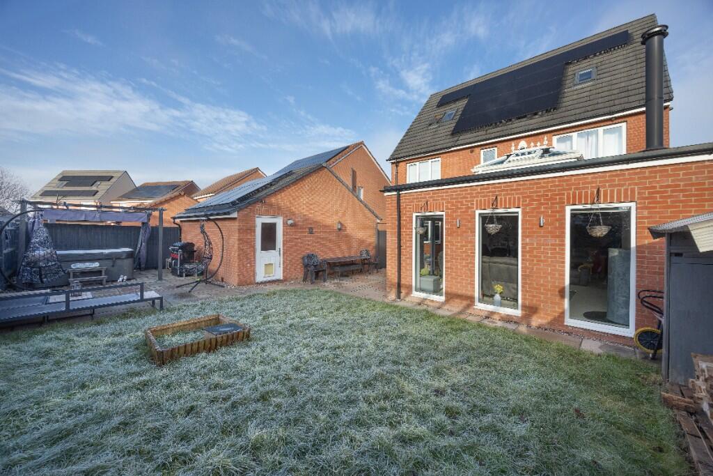 Additional image 26 of Castlemead