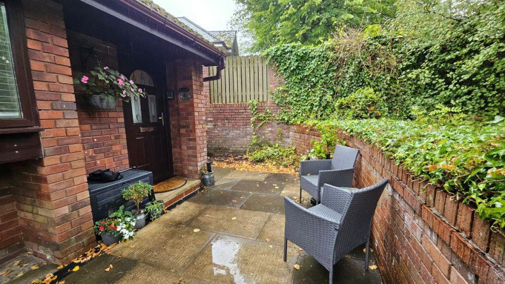 2-bed flat on Flat 4, Greenmount Court, Heaton. Bolton. BL1 5HD, £139,950