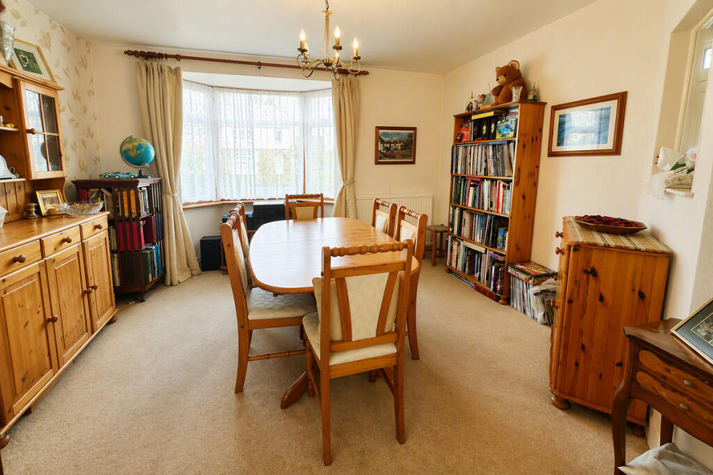House in Watford - View 2