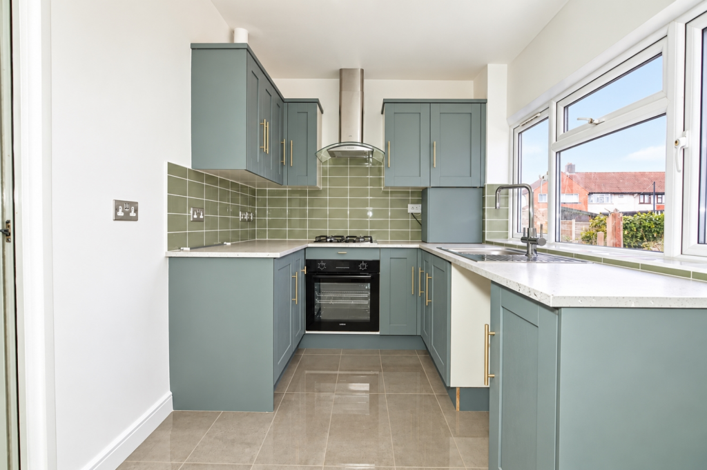 House in Romford - View 2