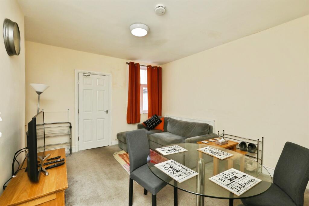 Victoria Road, Retford photo 3