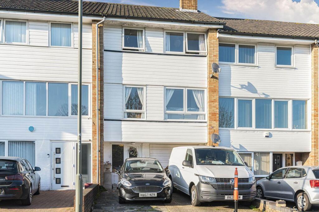 Main image of property: Mead Way, Bromley