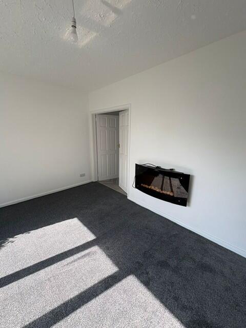 House in Nottingham, Bilborough - View 5
