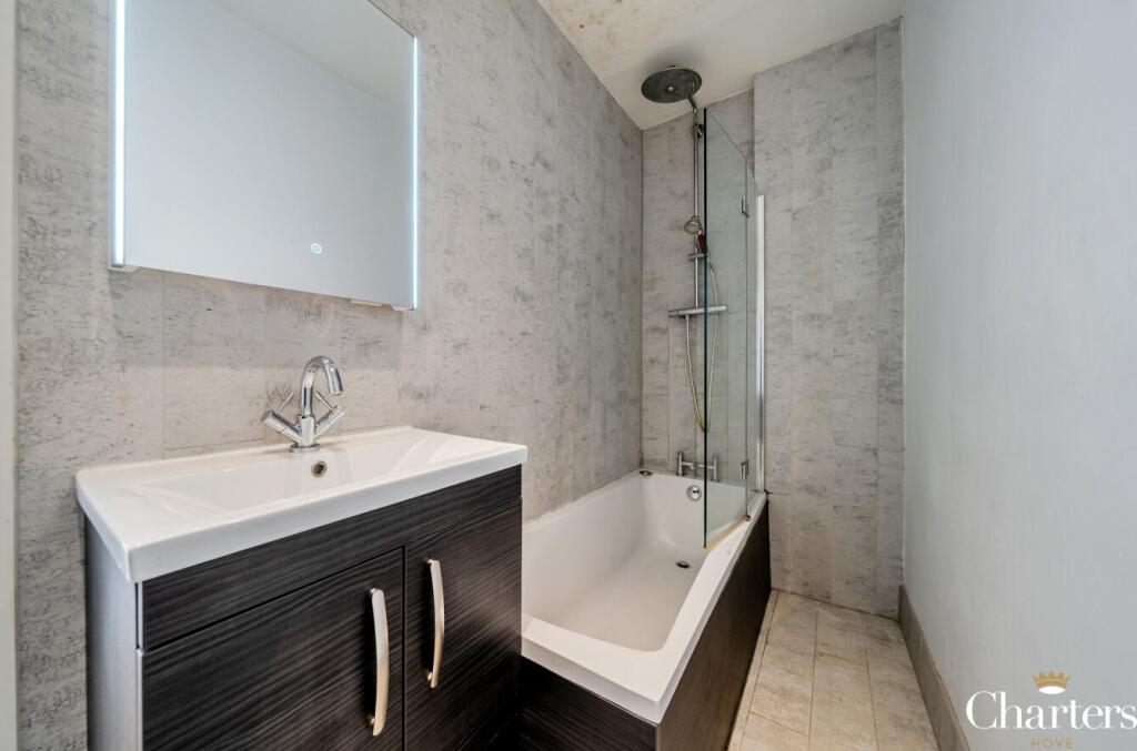 Apartment in Brighton, Round Hill - View 5