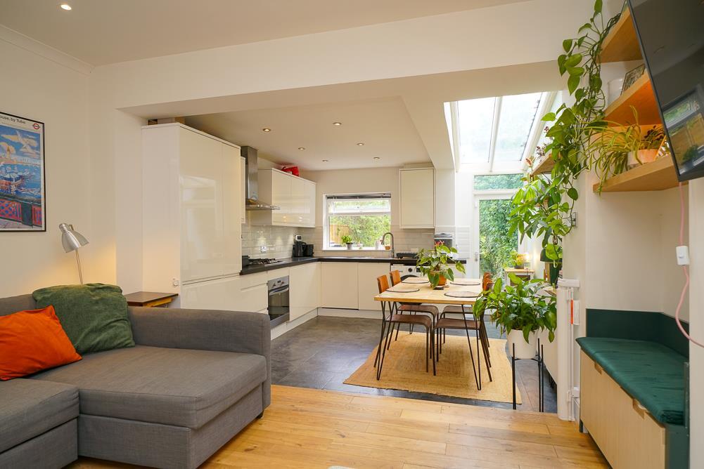 Heath Road, St. Albans - View 6