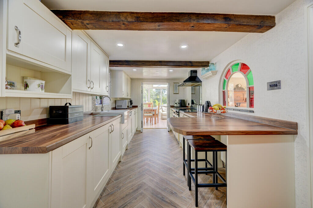 House in Telford, Hinstock - More