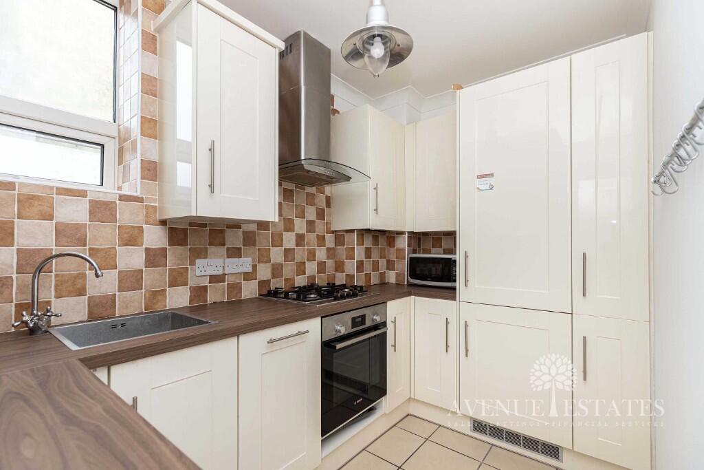 Rosebery Road, Bournemouth, Dorset, BH5 - View 4
