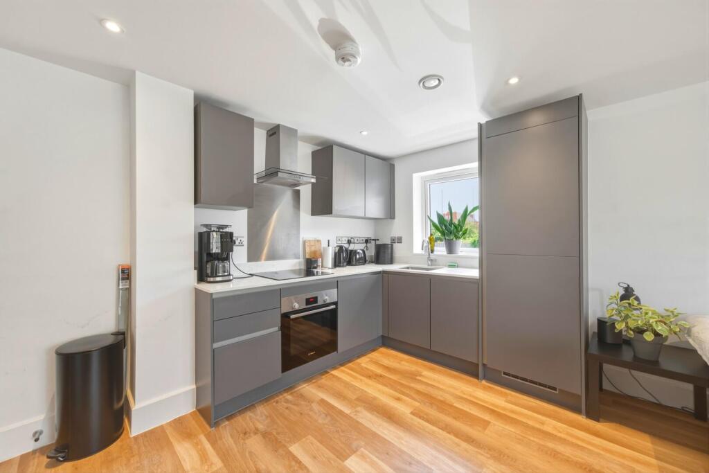 Rectory Road, West Bridgford - More