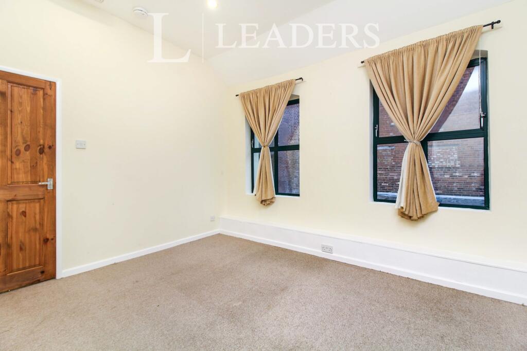 Main image of property: High Street, High Street, B61