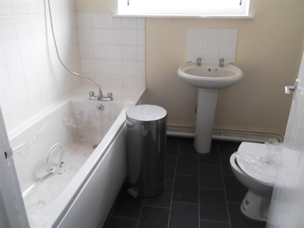 House in Portsmouth - View 2