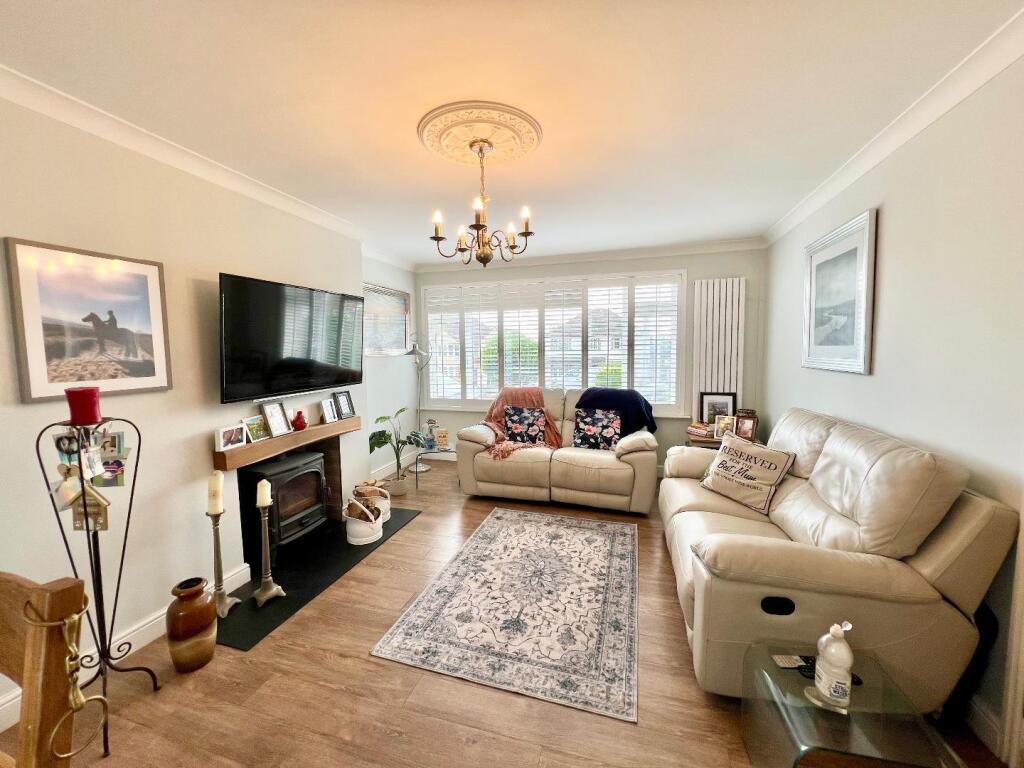 House in Cardiff - More