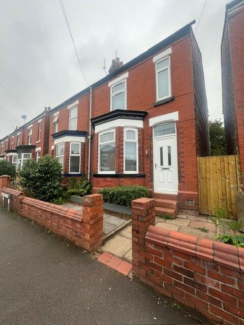 Main image of property: 135 St Petersburg Road, SK3 9QZ