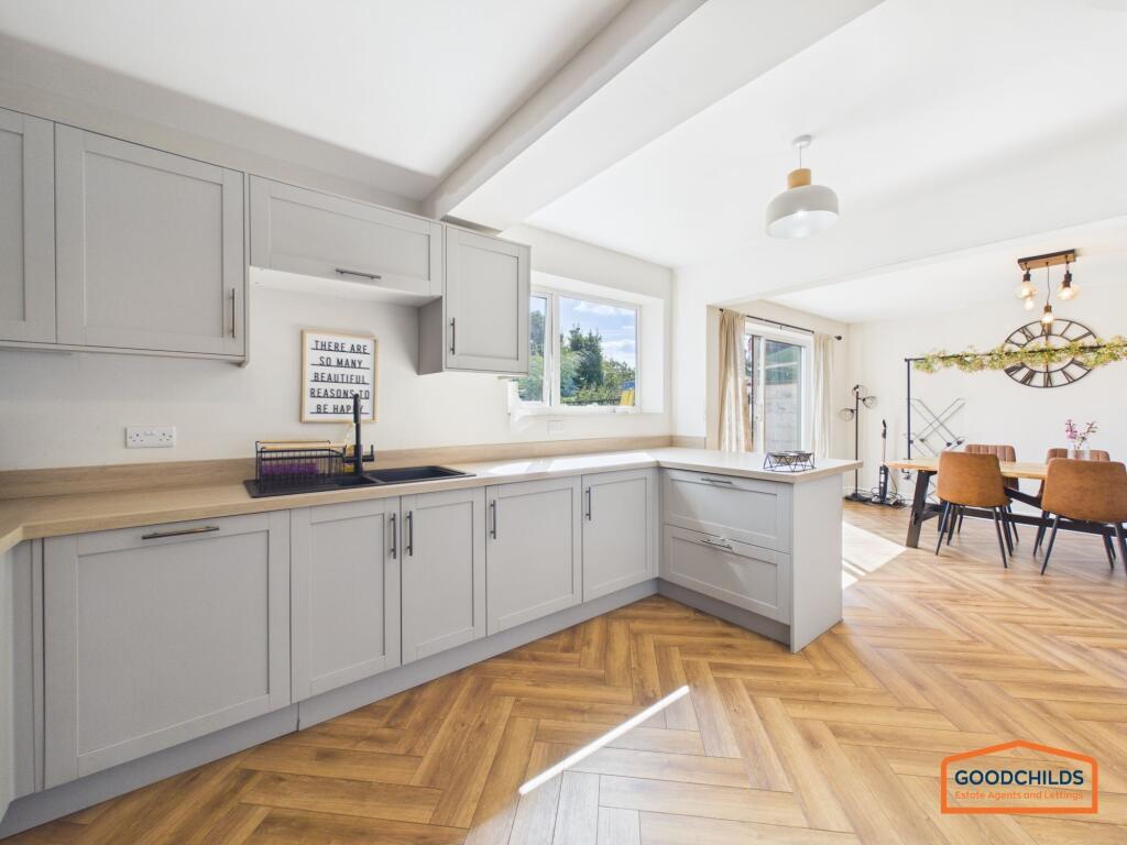 House in Walsall, Old Town, Heath End - More
