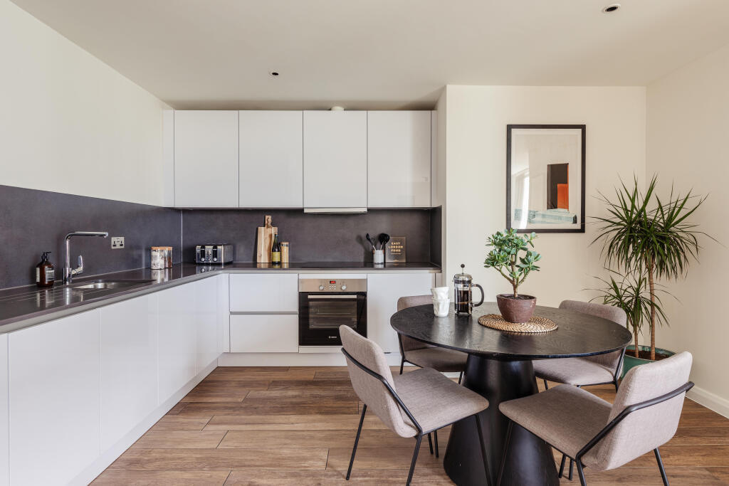Apartment in London - View 4