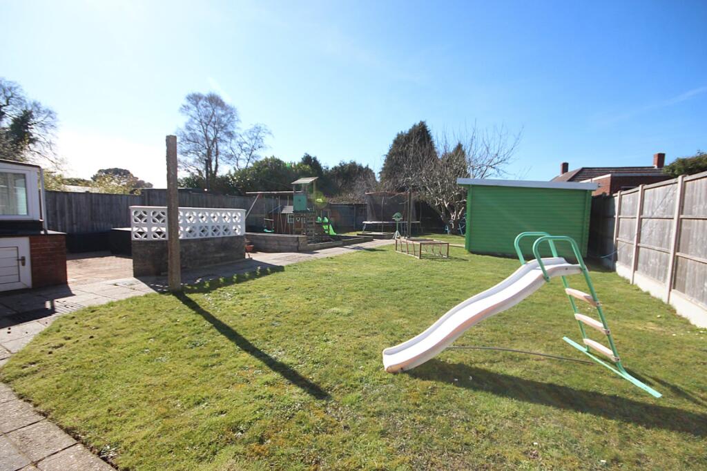 House in Corfe Mullen - View 5