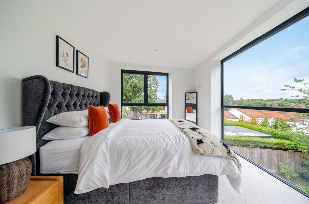 Apartment in Poole - View 5