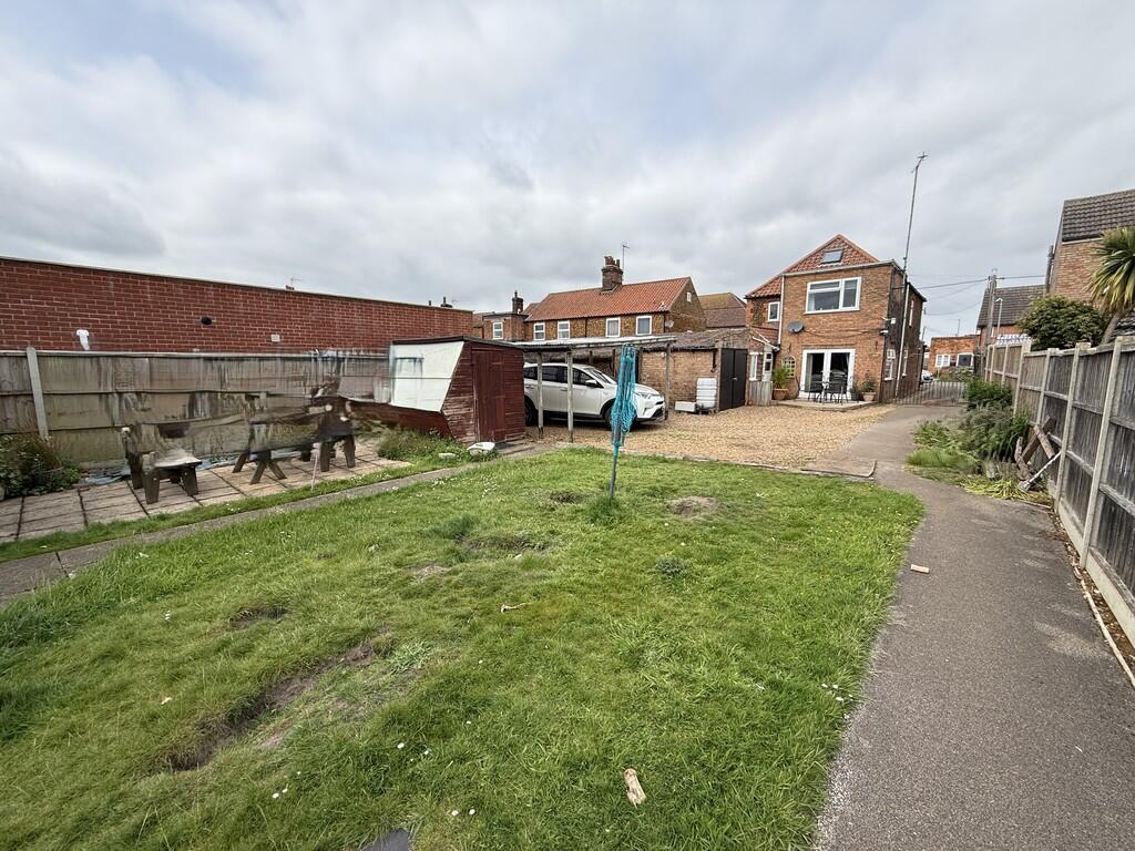 Dersingham photo 2