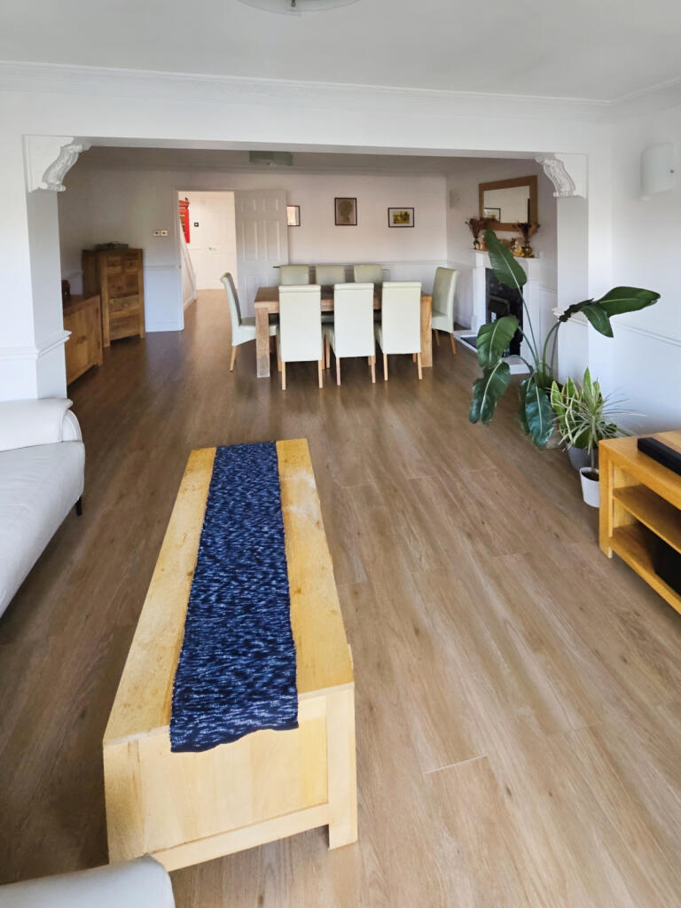 House in London - View 4