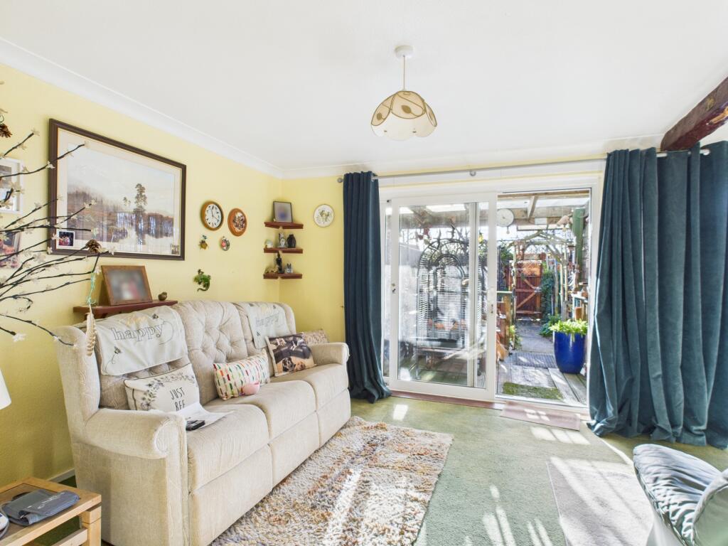 House in Basingstoke and Deane, Basingstoke - View 4