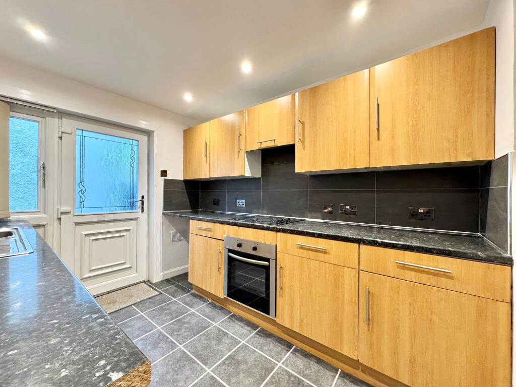 House in Kilmarnock, East Ayrshire - More