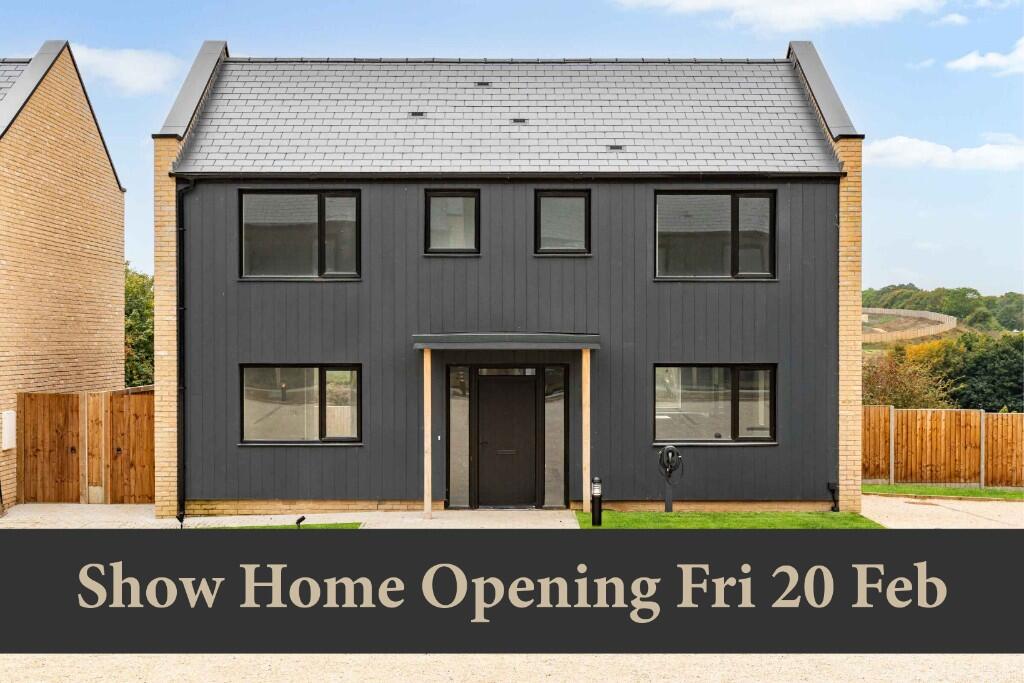 Main image of property: Farnham Road, Bishop's Stortford, Hertfordshire, CM23