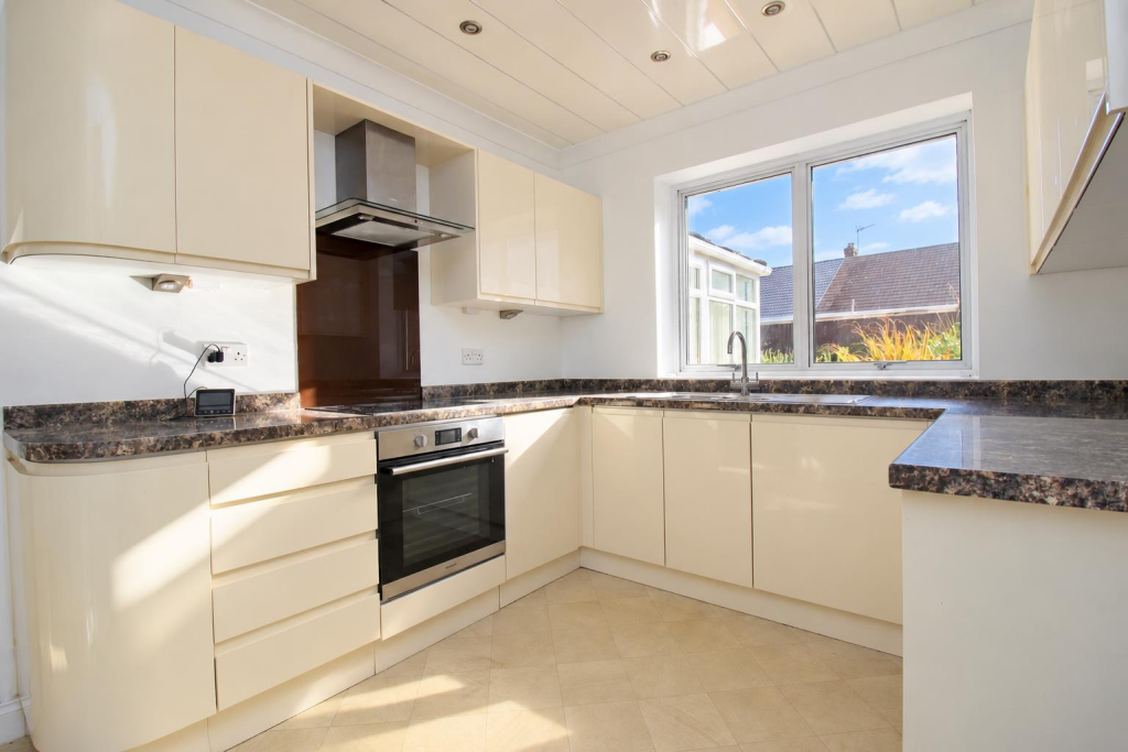 House in Durham - View 3