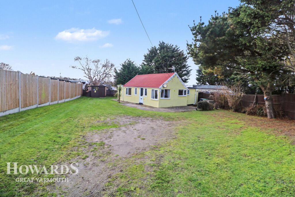 2-bed bungalow on St Marys Road, Hemsby, £70,000