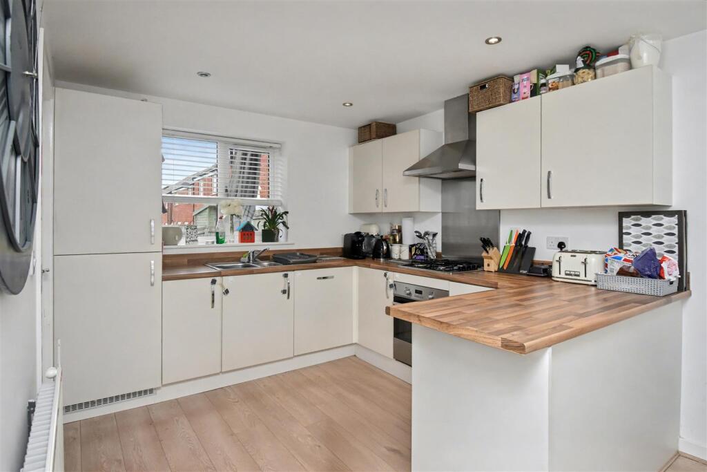 Airfield Way, Weldon, NN17 3LX - View 3