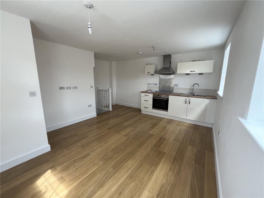 House in Doncaster, South Yorkshire - View 3