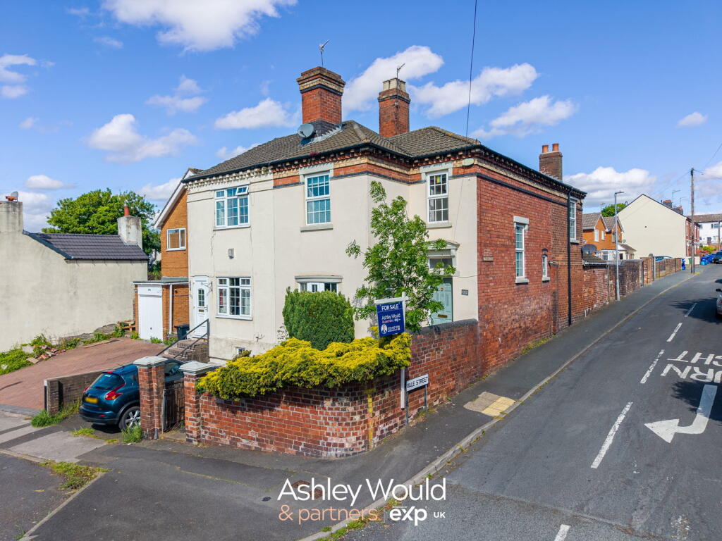 Main image of property: Collis Street, Stourbridge, DY8 4EE