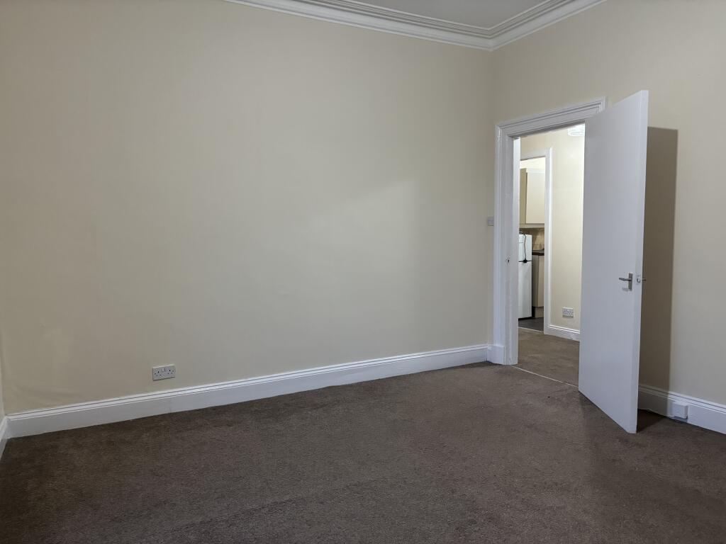 Apartment in Alloa, Clackmannanshire - View 3