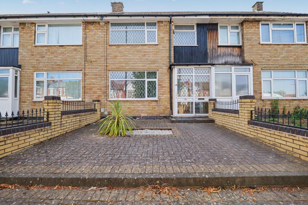 3-bed terraced on Binley Road, Coventry, CV3, £250,000