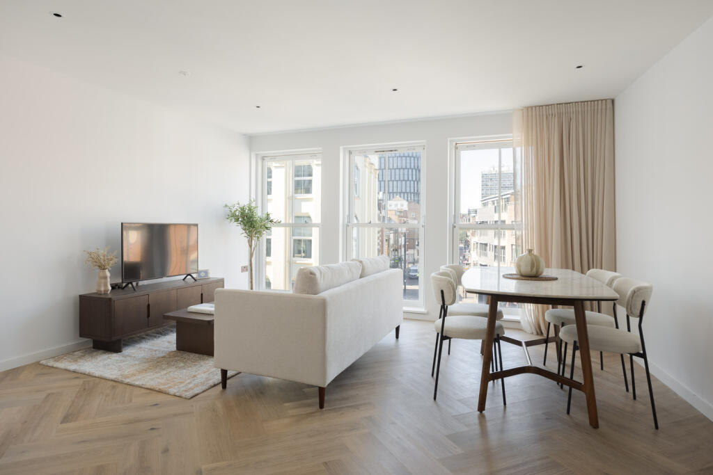Main image of property: Curtain Road, London