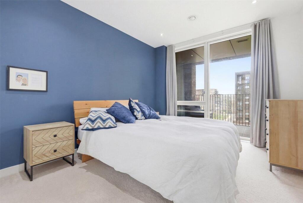 Apartment in London, Royal Albert Wharf, Gallions Reach - View 4