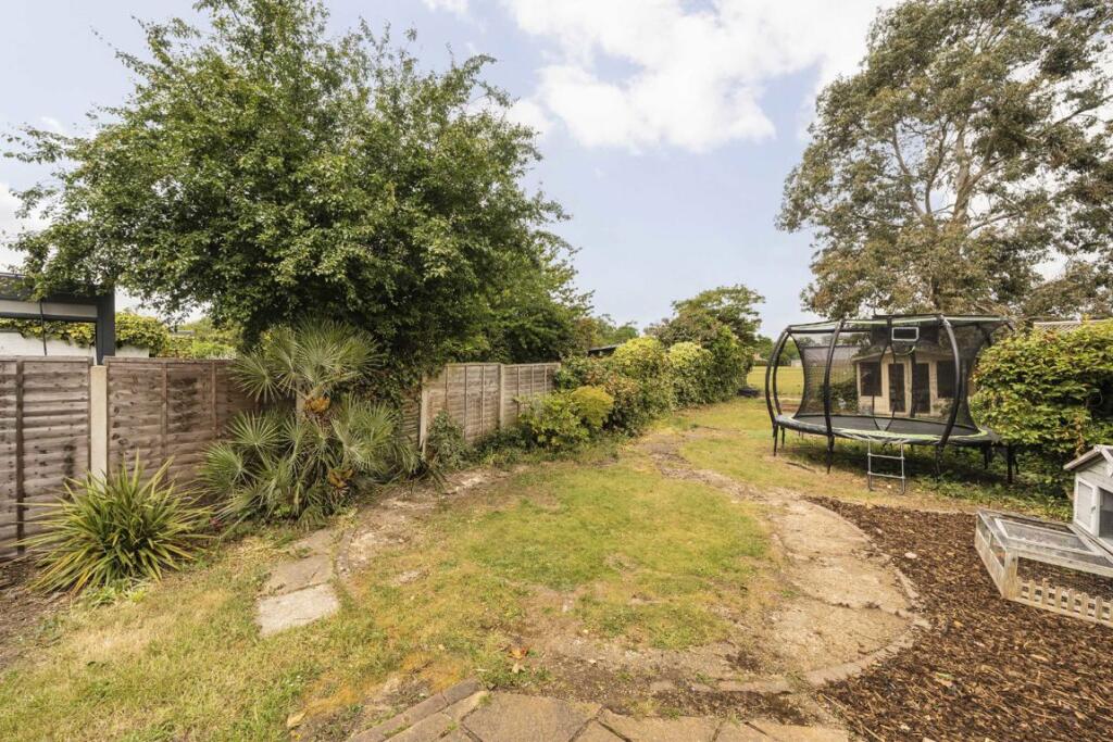 Manor Lane, Sunbury-On-Thames – pohled 6