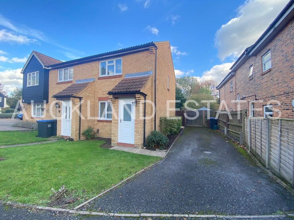 Main image of property: Vincenzo Close, North Mymms