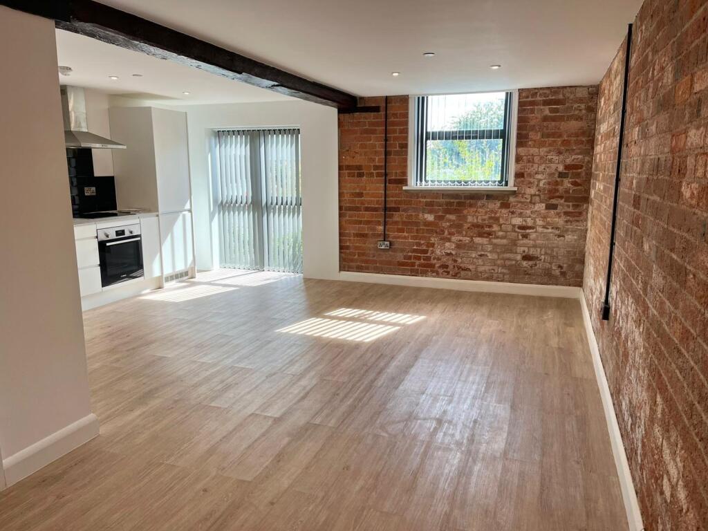 Apartment in Derby - View 4