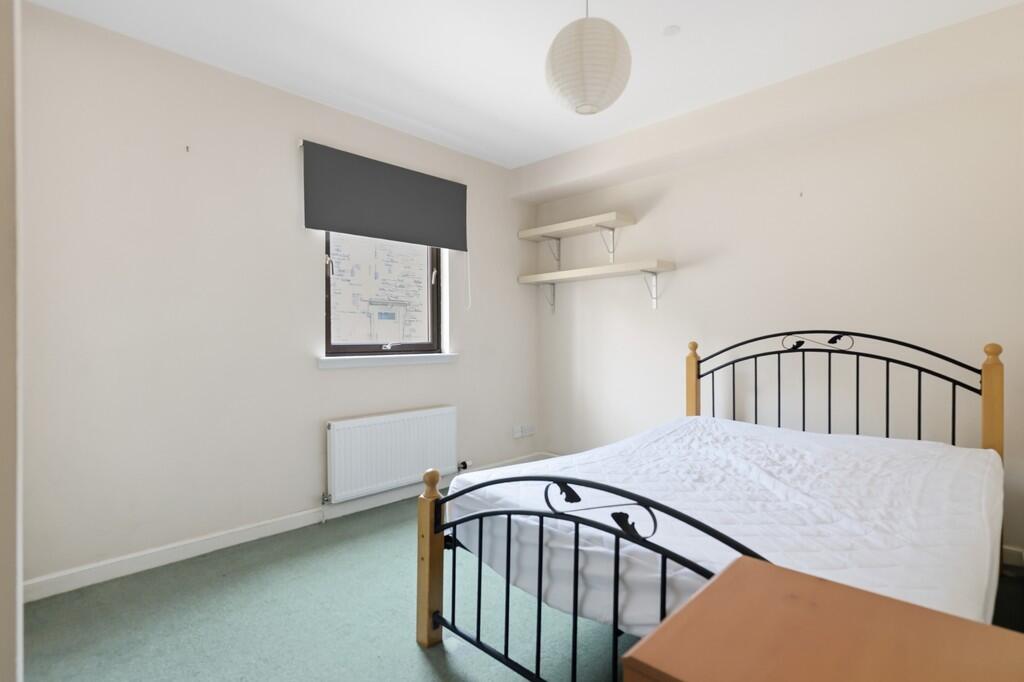 Oliphant Court photo 5