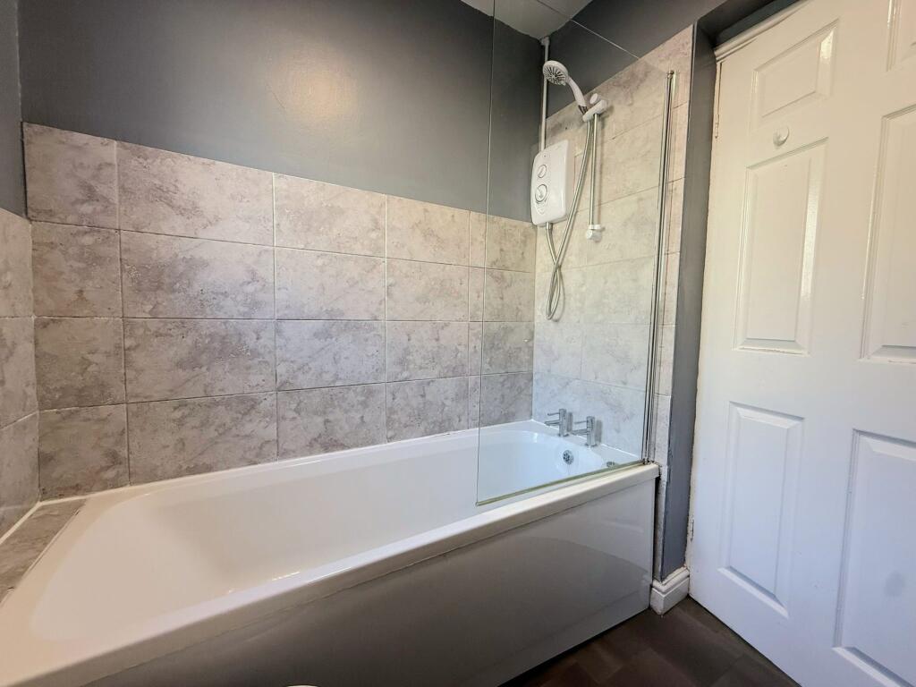 Apartment in Liverpool - View 5