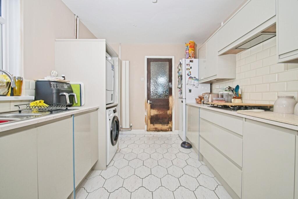 House in Cardiff, Adamsdown - View 5