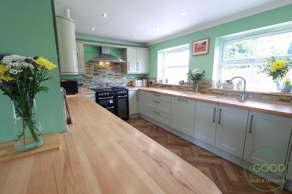 House in Preston, Lea - View 5