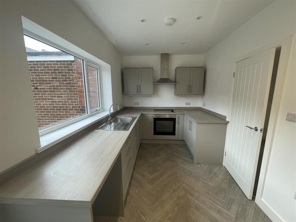 House in Durham - View 3