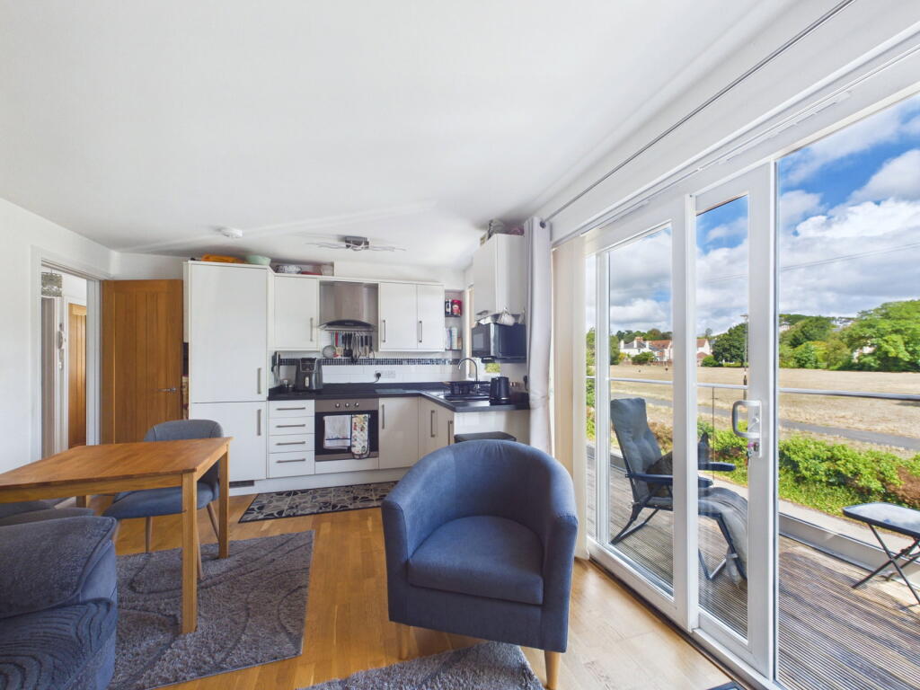 Apartment in Paignton, Oldway - View 4