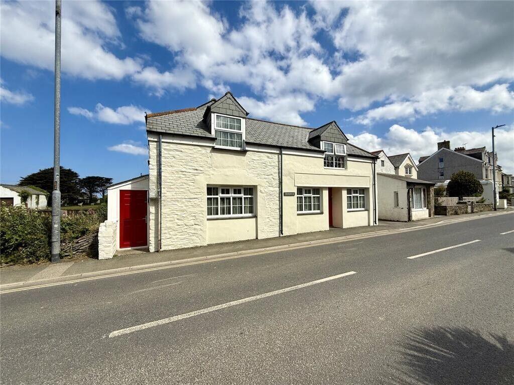 House in Plymouth - View 2