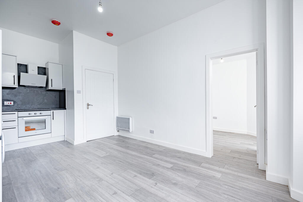 Apartment in Glasgow - View 3