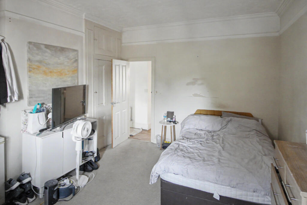 Apartment in Maidstone, Shepway - More